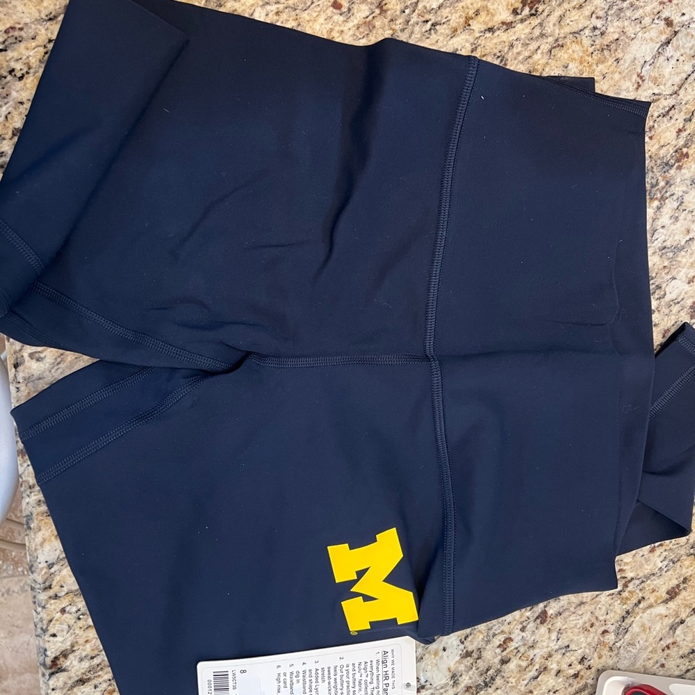 Lululemon Align leggings 25” - U of Michigan